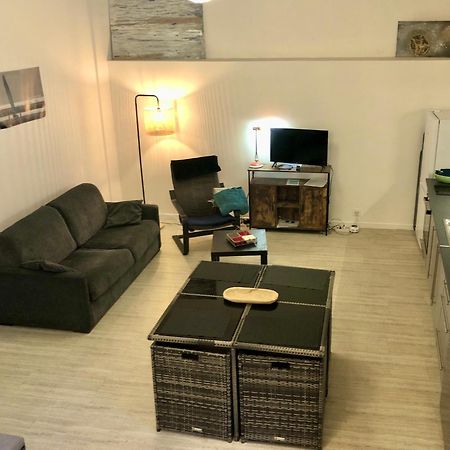 Gite Au Calme 2 A 6 Personnes Dans Un Paysage Totalement Paisible -Plages A 22 Min- Quite Cottage 2 To 6 Persons In Total Peaceful Landscape -Beaches At 22 Min- Landévant Eksteriør bilde