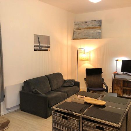 Gite Au Calme 2 A 6 Personnes Dans Un Paysage Totalement Paisible -Plages A 22 Min- Quite Cottage 2 To 6 Persons In Total Peaceful Landscape -Beaches At 22 Min- Landévant Eksteriør bilde