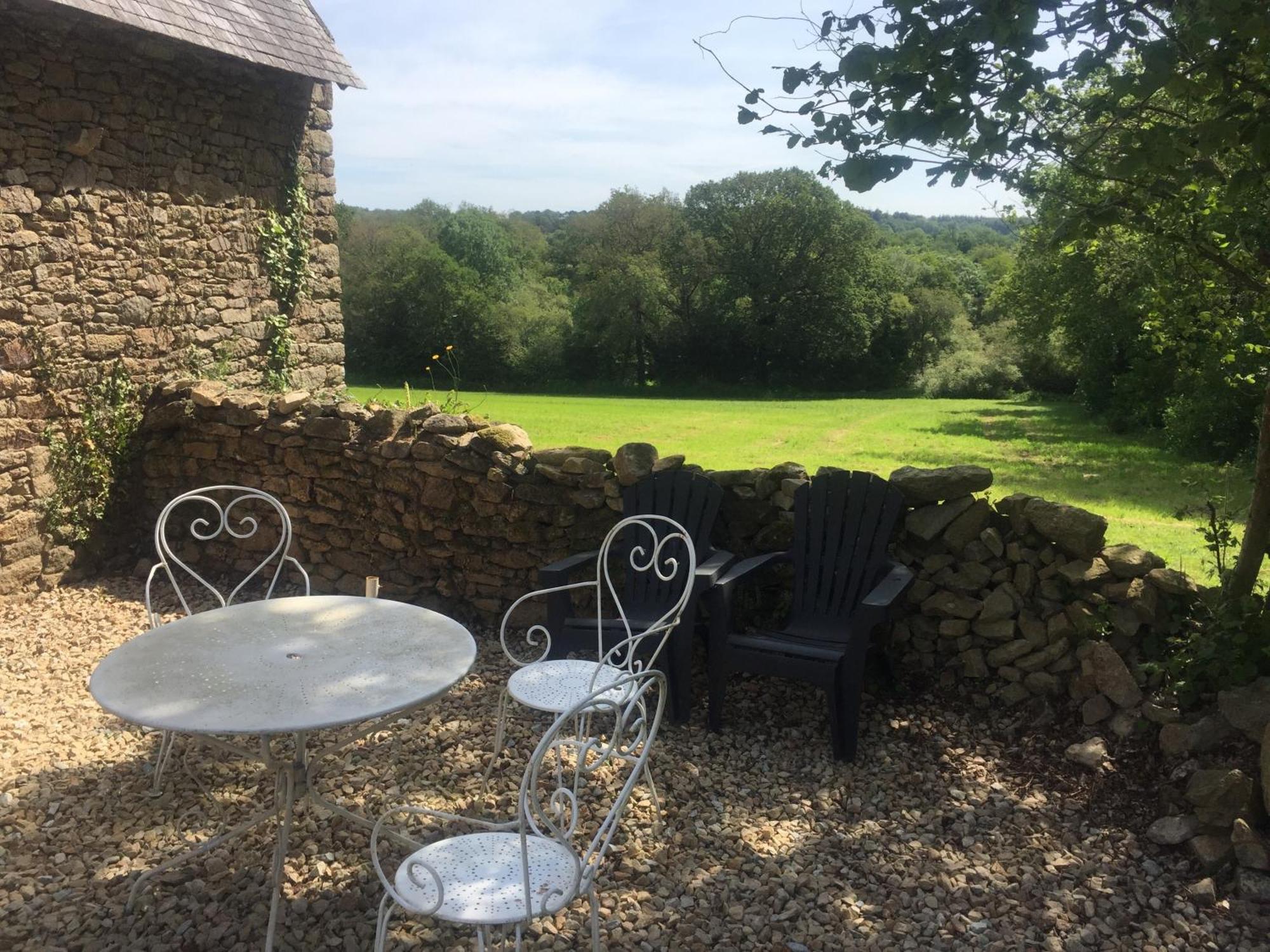 Gite Au Calme 2 A 6 Personnes Dans Un Paysage Totalement Paisible -Plages A 22 Min- Quite Cottage 2 To 6 Persons In Total Peaceful Landscape -Beaches At 22 Min- Landévant Eksteriør bilde